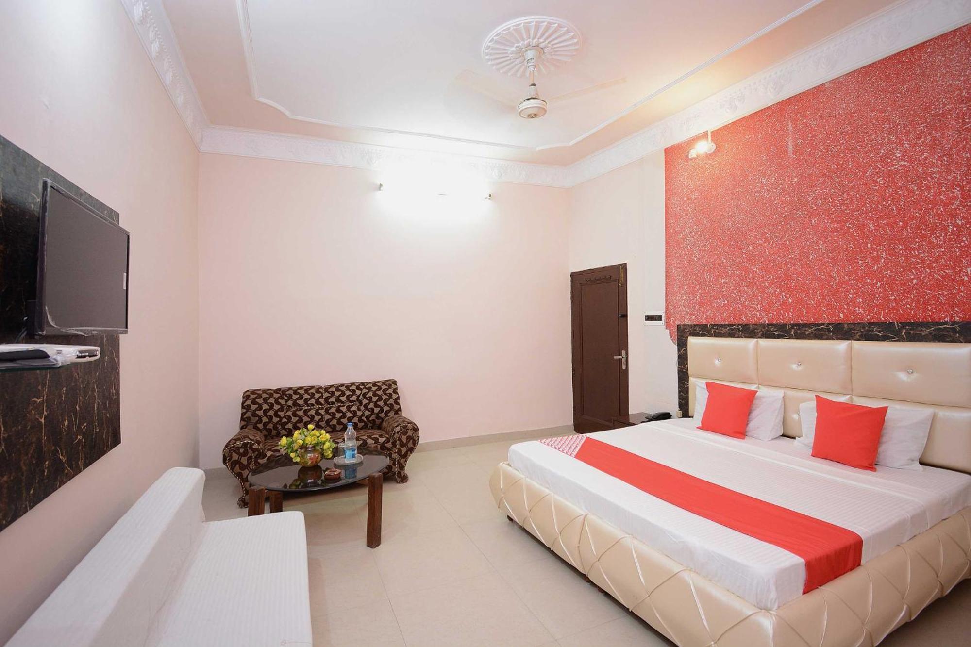 OYO 30358 Hotel Asia Palace Pathānkot Exterior foto